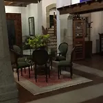 Casas Del Sevillano