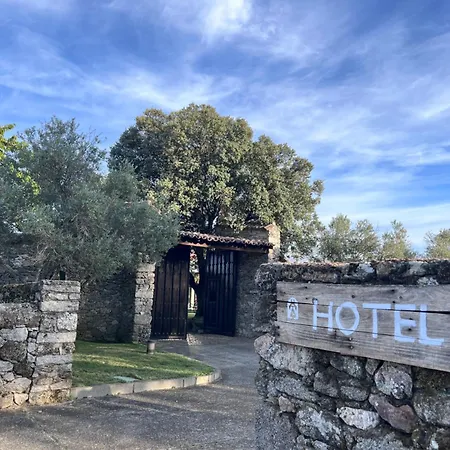Отель Casas Del Sevillano 3*