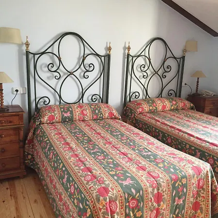 Hotel Casas Del Sevillano 3*